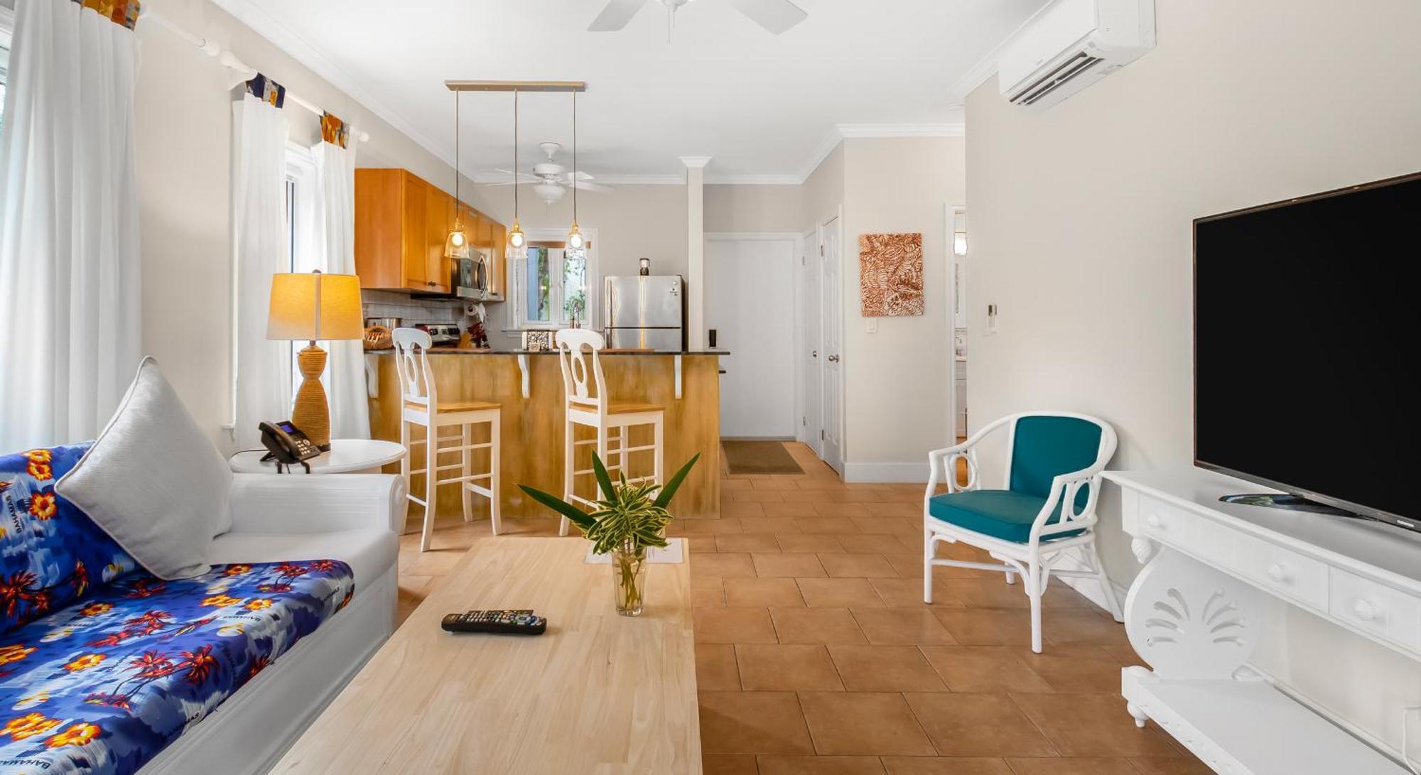 Pineapple Fields Aparthotel Гавърнърс Харбър Екстериор снимка